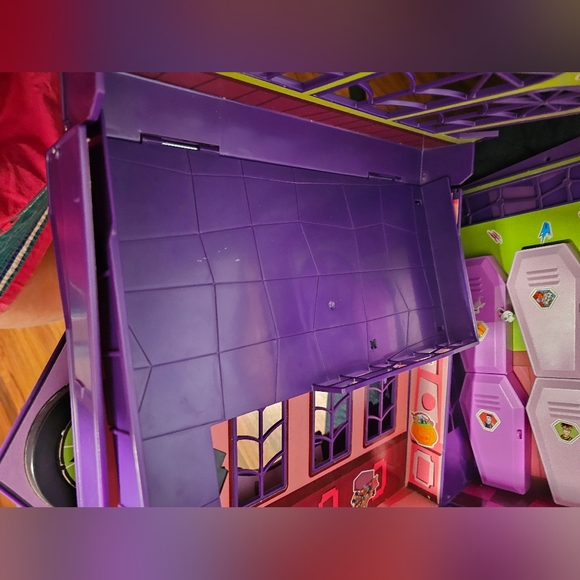 Monster High 2012 High School Play Set Incomplete Coffins Doors Stairs Stickers - Picture 11 of 11